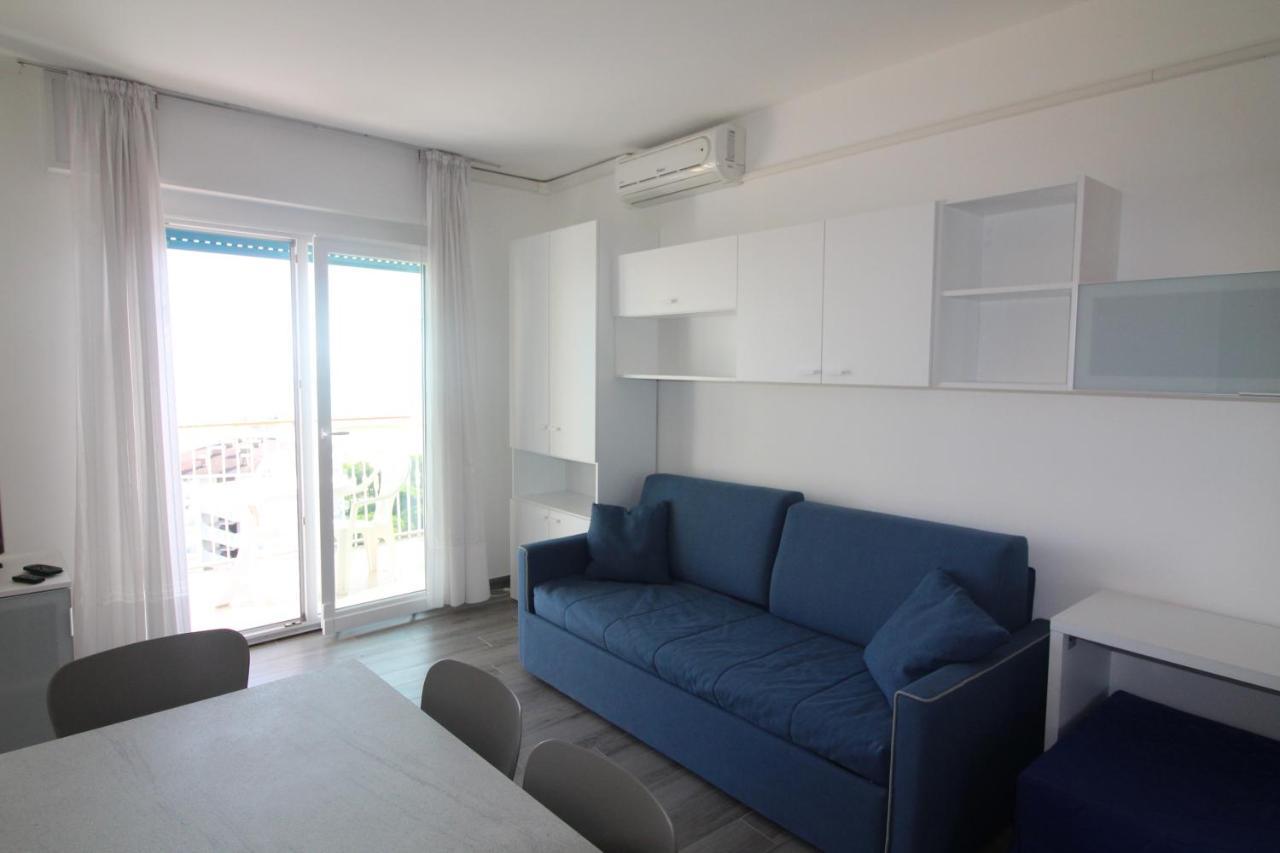 Appartamenti Puerto Do Sol Lignano Sabbiadoro Dış mekan fotoğraf