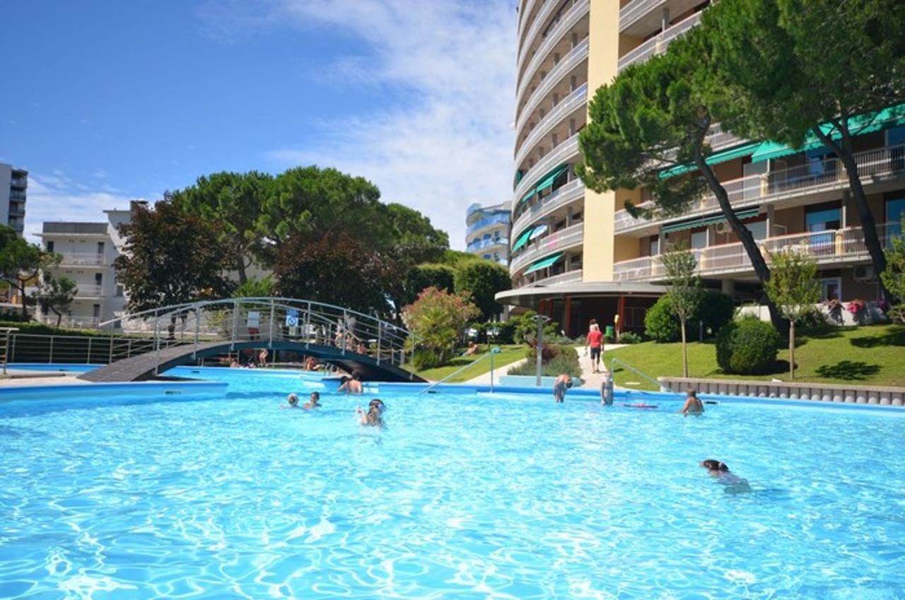 Appartamenti Puerto Do Sol Lignano Sabbiadoro Dış mekan fotoğraf